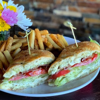 Buzzin BLT Sandwich